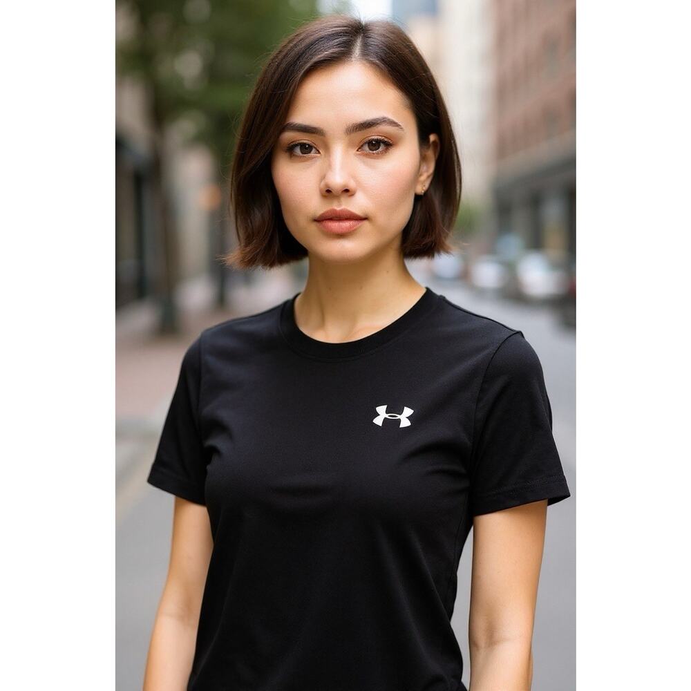 Under Armour Women's Heat Gear Short Sleeve T-Shirt Loose Fit Black Size Large